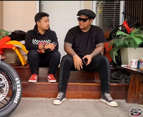 Potret Rumah Virgoun, Punya Ruang Khusus Tempat Simpan Koleksi!