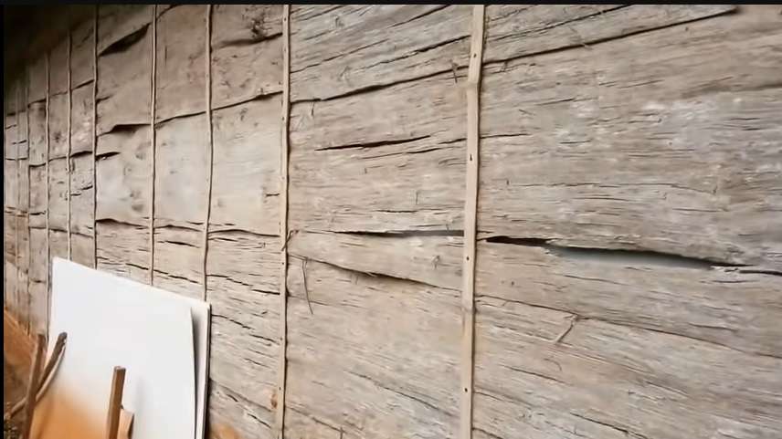 Potret Rumah Anti Maling, Dari Luar Terbuat Dari Kulit Kayu, Lihat Isi Dalamnya Malah Biking Melongo, Beda Banget!
