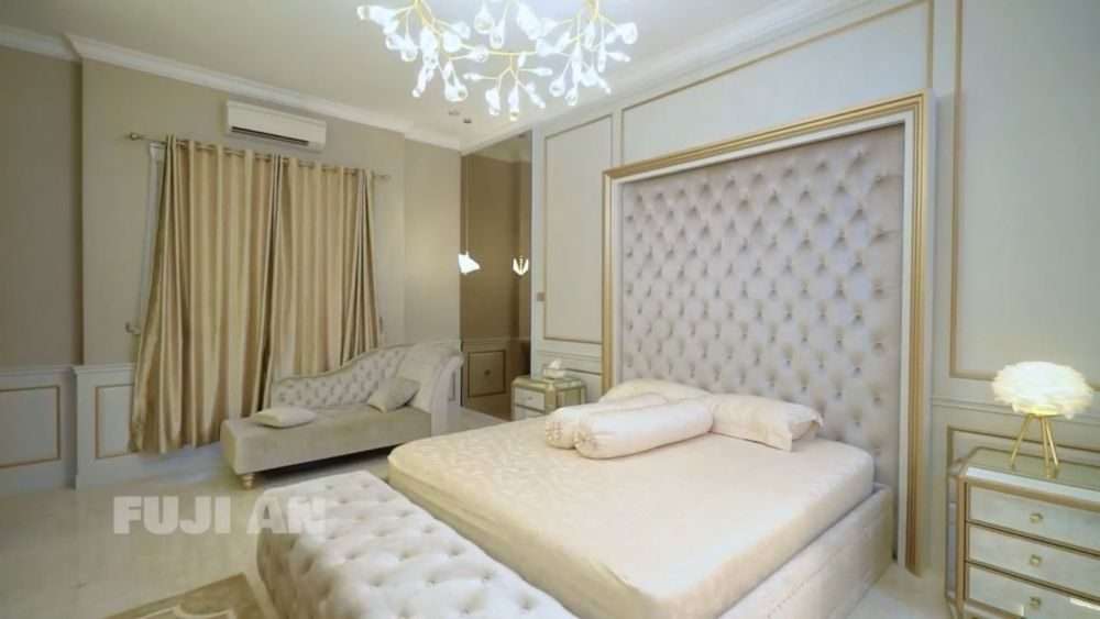 Baru Direnovasi, Potret Kamar Fuji Berubah Bak Hotel Berbintang, Salfok Barang Koleksi di dalam Lemari