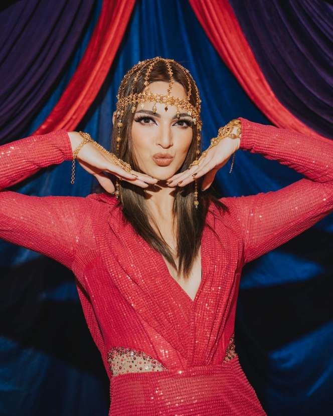 Potret Pesta Ultah Nia Ramadhani Bertema Arabian Night, Penampilannya bak Cleopatra