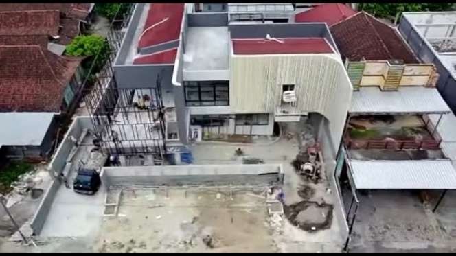 Adu Mewah Rumah Denny Caknan VS Happy Asmara, Sobat Ambyar yang Lagunya Bikin Candu, Ternyata Beda Banget!