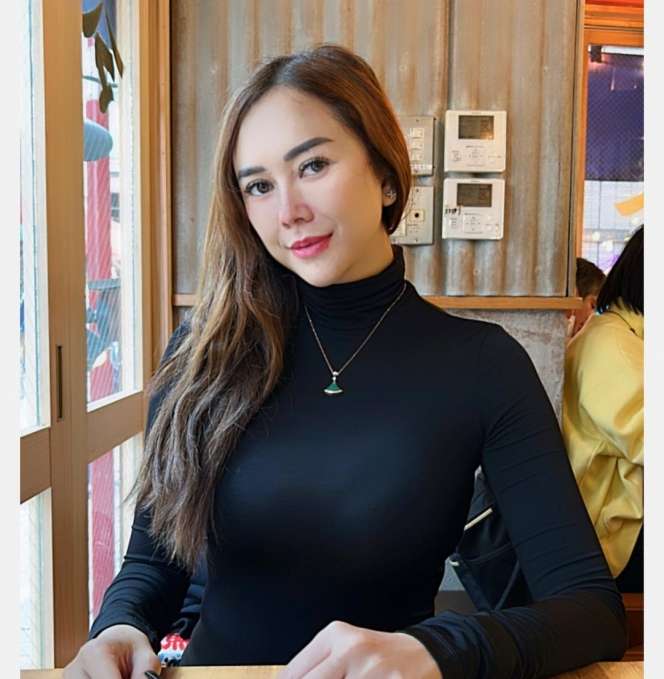 Tak Disangka, Sederet Artis Cantik Ini Ternyata Jebolan Pondok Pesantren, Ada yang Punya Suara Merdu Saat Baca Alquran!