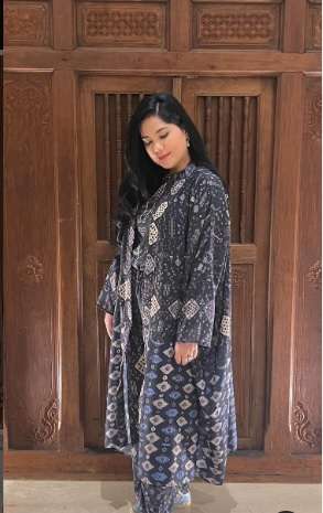 Adu Gaya Artis yang Kini Jadi Istri Pejabat, Penampilan Arumi Bachsin Bikin Salfok!