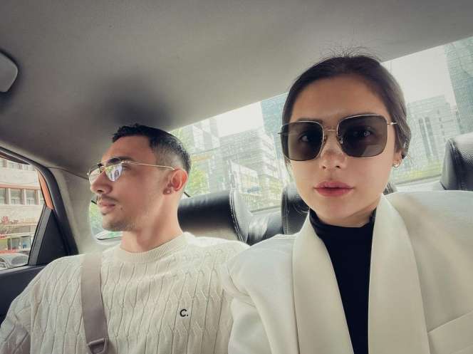 Adu Potret Ayu Ting Ting VS Jessica Iskandar yang Sama-sama Lakukan Perbaikan Bentuk Hidung, Penampilan Barunya Ramai Tuai Cibiran!