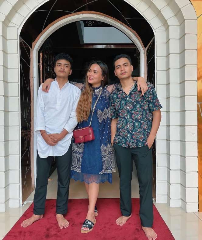 Potret Sosok Sebenarnya Selebgram Dinda Safay, Kakak Mahasiswa yang Dianiaya Putra Polisi