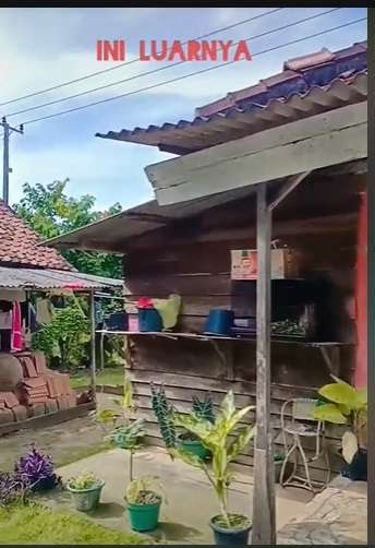 Potret Rumah Anti Sombong, Dari Luar Seperti Gubuk, Lihat Dalamnya Bikin Melongo, Beda Banget Bak Langit dan Bumi!