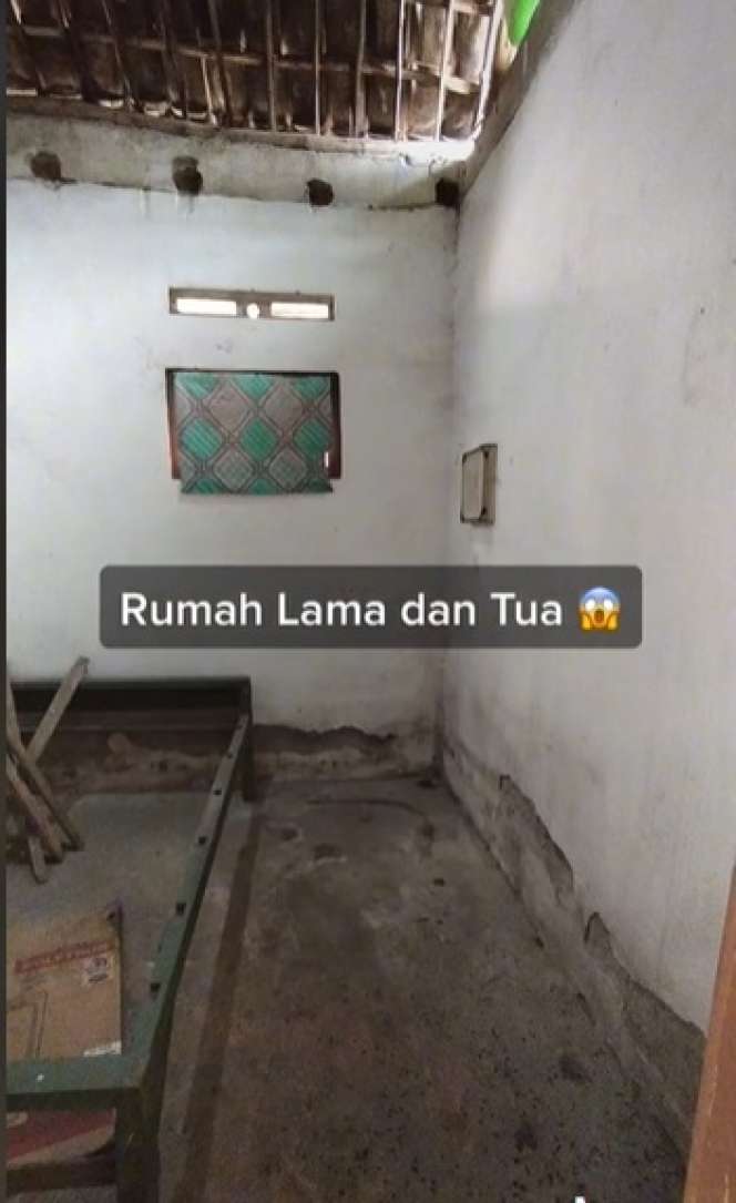 8 Potret Rumah Zaman Dulu di Kampung Disulap Jadi Hunian Industrial, Hasilnya Super Keren & Estetik
