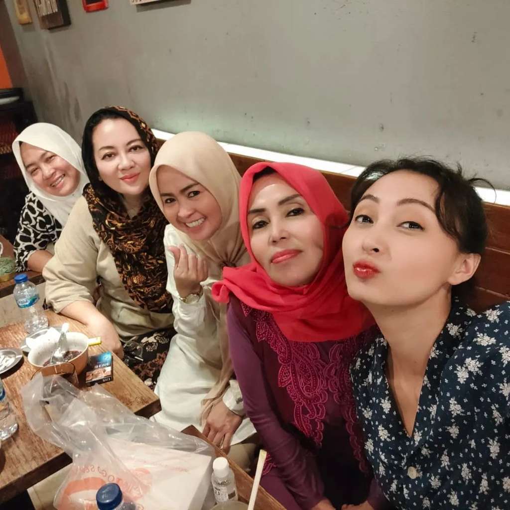Masih Ingat Pemeran Antagonis Tante Pressier di 'Keluarga Cemara'? Ternyata Ibu dari Artis Terkenal, Begini Nasibnya Sekarang