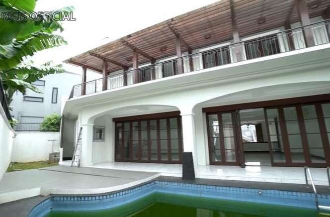 Potret Rumah Baru Ria Ricis, Super Mewah Balkonnya Berbentuk Koridor, Sempat Dikira...