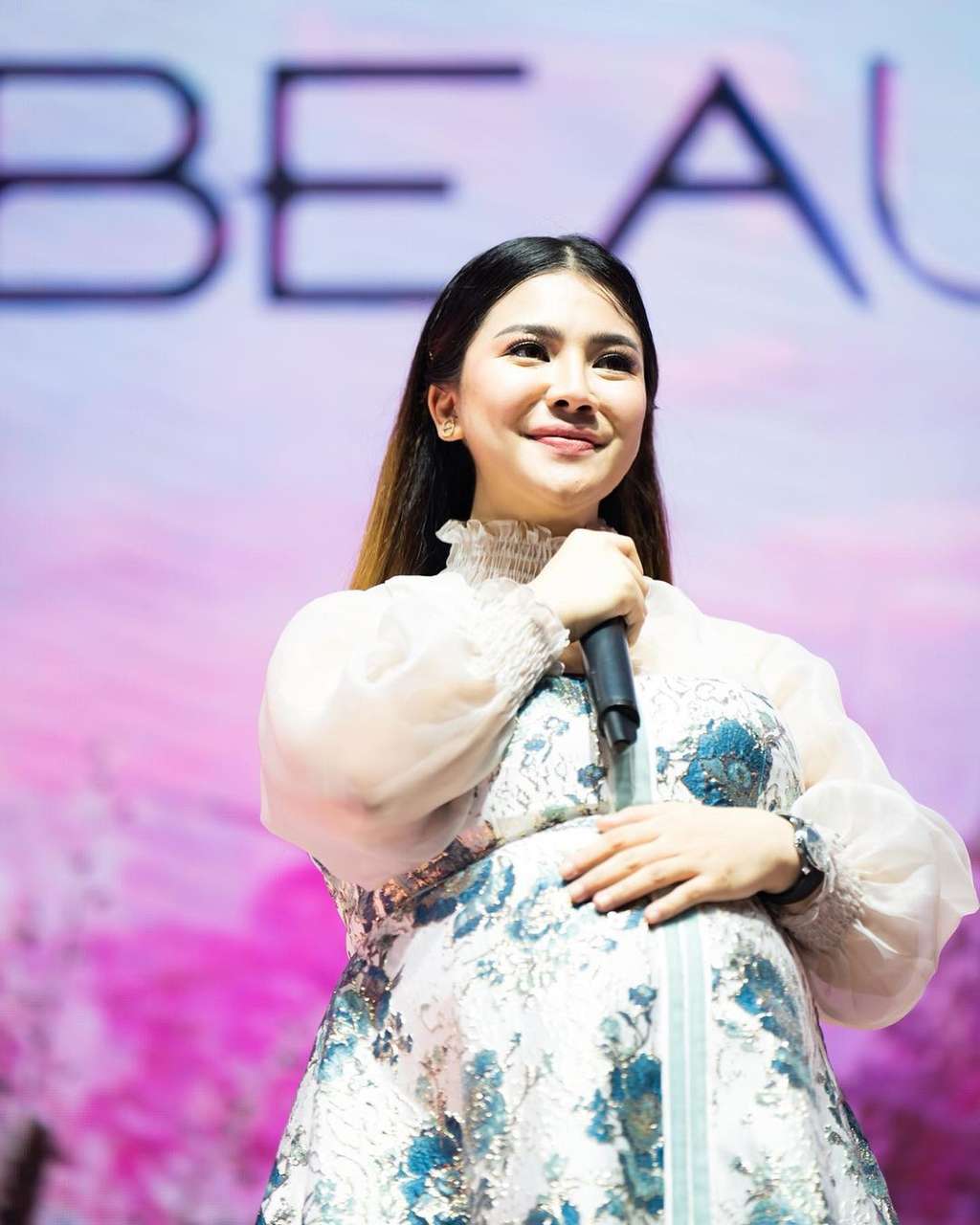 Disebut Dapat Mahar Rp500 Miliar, Pernikahan Artis Cantik Ini Dulu Bikin Heboh, Kini Sukses Kembangkan Bisnis Kecantikan!