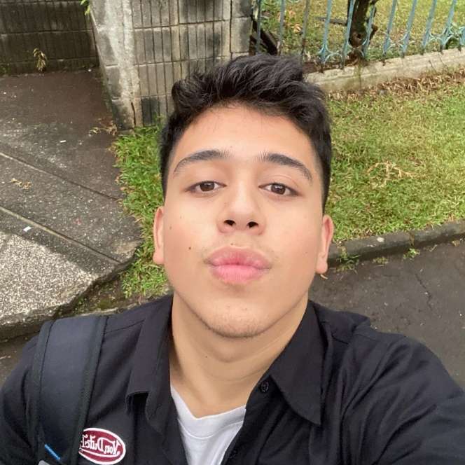 Masih Ingat Aktor Cilik Berpipi Chubby Ini? Dulu Aktingnya Bikin Gemas, Kini Penampilannya Berubah Drastis!