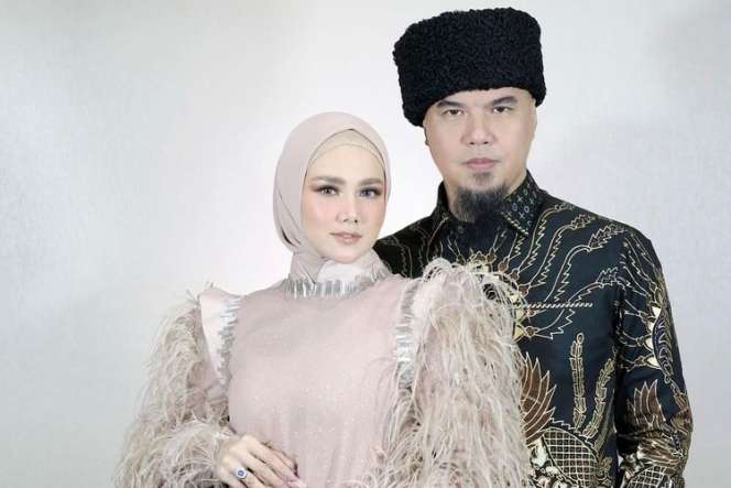 10 Artis Ini Ganti Nama Panggung Saat di Puncak Karir, Terbaru Krisdayanti, Kira-Kira Jadi Apa?
