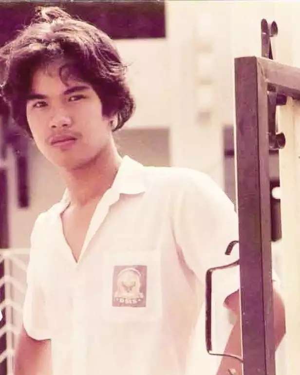10 Foto Lawas Vokalis Band Semasa Remaja, Virgoun Kurus Banget, Disebut Mirip Young Lex!