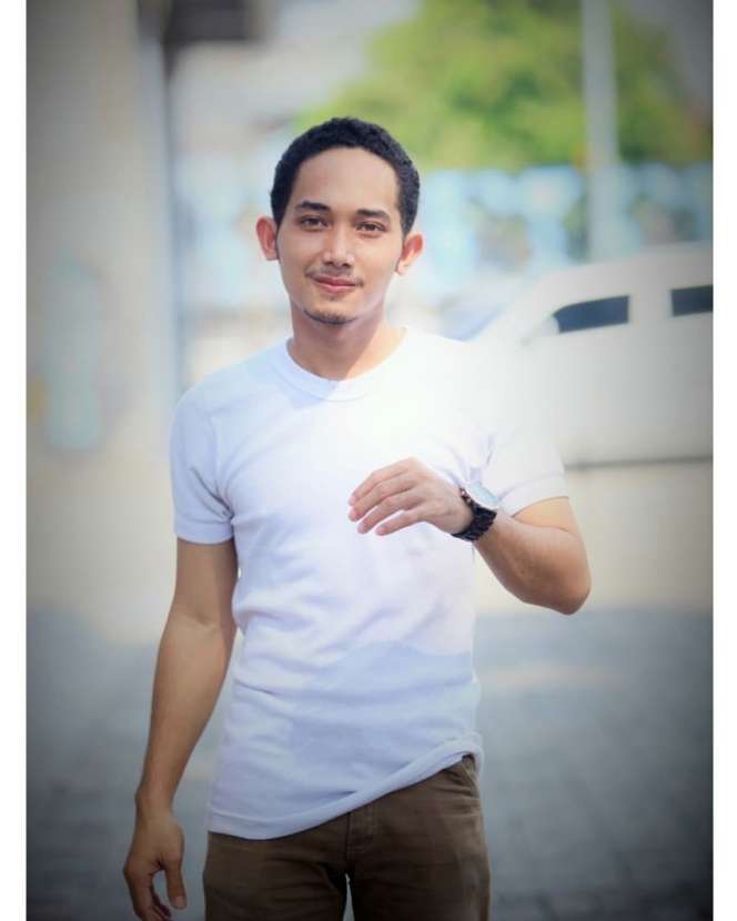 Masih Ingat Pemeran Ikal di Film `Laskar Pelangi`? Dulu Aktingnya Bikin Takjub, Kini Kabarnya Mengejutkan, Penampilannya Bikin Pangling!