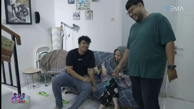 8 Potret Rumah Komika Rigen, Ngamuk Dikaitkan Isu Perselingkuhan Virgoun, Ada Kamar `Mudah Meledak`
