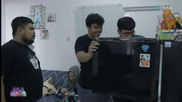 8 Potret Rumah Komika Rigen, Ngamuk Dikaitkan Isu Perselingkuhan Virgoun, Ada Kamar `Mudah Meledak`