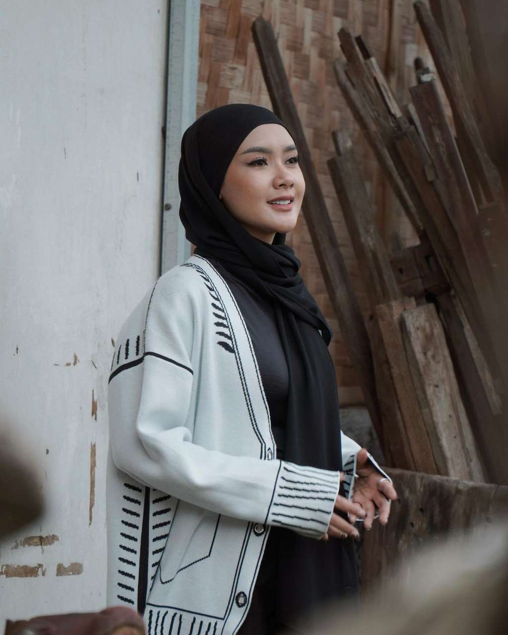 Sederet Artis yang Punya Bisnis Kos-kosan, Penghasilannya Capai Ratusan Juta, Ayu Ting Ting Dijuluki Juragan 100 Pintu!