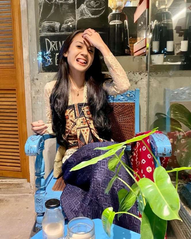 10 Potret Asli Dayinta Melira, Pemeran Sengarturih Hantu Ngeri di Film Sewu Dino, Ternyata Bidadari Cantik Pol