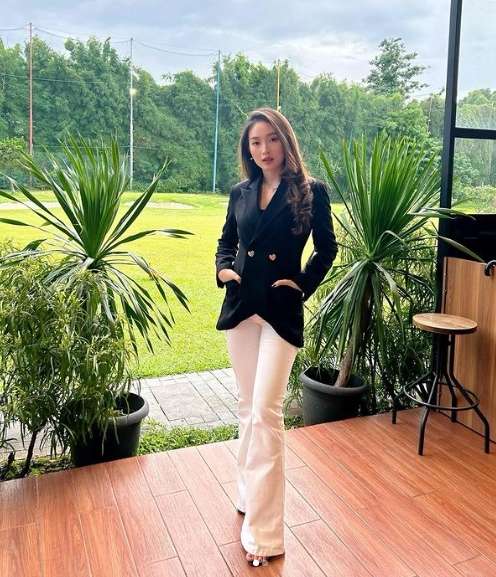 10 Adu Gaya Natasha Wilona VS Putri Zulkifli Hasan, Anak Ketua Umum PAN Dekat dengan Verrell Bramasta, Pilih Gadis atau Janda?