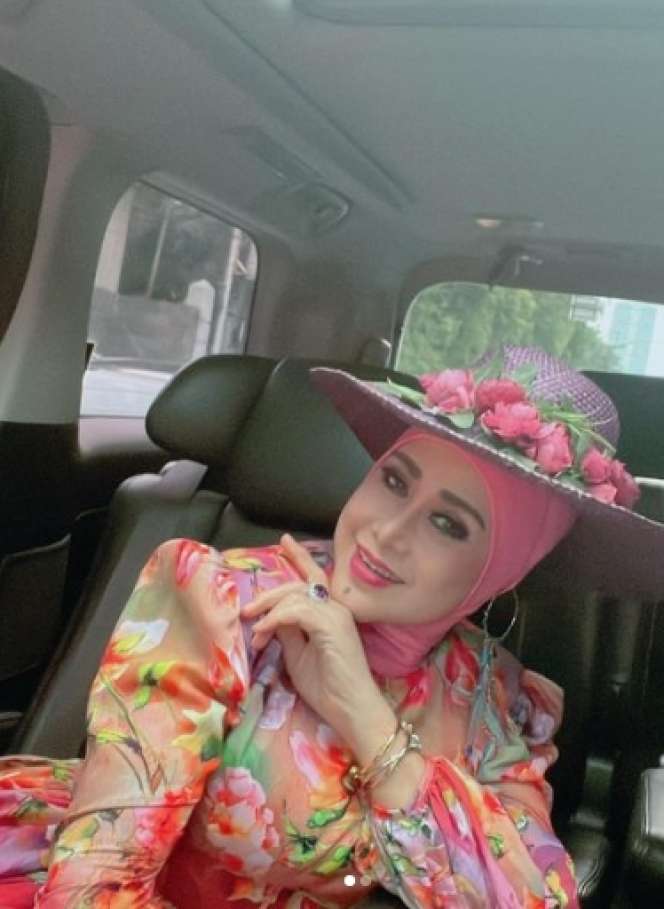 Ingat Pembantu Cantik di Film `Mana Tahan` Warkop DKI? Kini Jadi Ratu Dangdut Indonesia, Disegani Para Artis, Lihat Potretnya