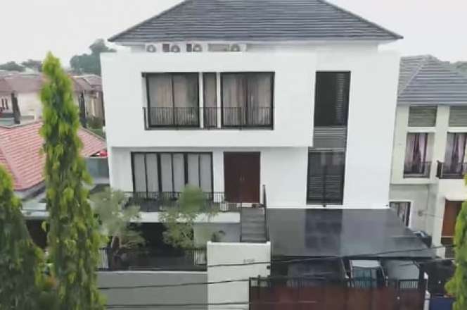 10 Adu Mewah Rumah Fuji VS Nikita Mirzani, Dulu Dihina Kini Mendadak Akrab, Sama-Sama Kaya Raya?