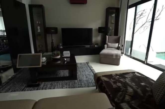 10 Adu Mewah Rumah Fuji VS Nikita Mirzani, Dulu Dihina Kini Mendadak Akrab, Sama-Sama Kaya Raya?