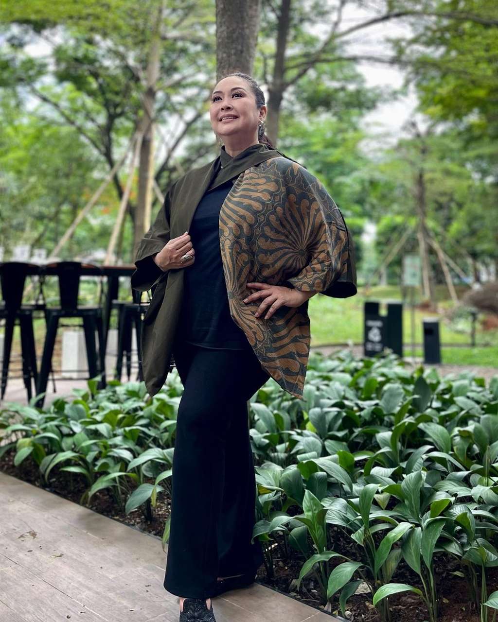 Masih Ingat Remaja Imut di Iklan Mie Instan Ini? Kini Penampilannya Berubah Drastis, Transformasinya Bikin Pangling!