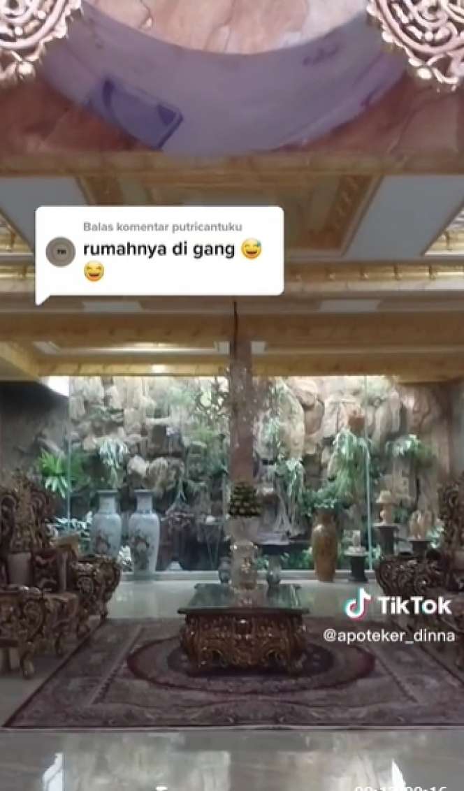 Dikira Rumah Jelek Gegara di Gang Sempit, Ternyata Dalamnya Bak Istana Kerajaan, Semua Barang dari Emas, Ini 10 Potretnya!