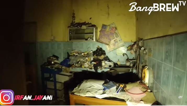 10 Adu Rumah Ibu Eny VS Dokter Wayan, Sama-Sama Megah Terbengkalai, Yang ini Kondisinya Lebih Parah!