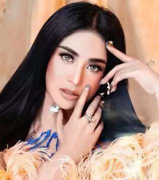 8 Potret Dewi Perssik Sebelum VS Sesudah Oplas, Wajah Bengkak & Lebih Berisi, Tuai Pro Kontra!