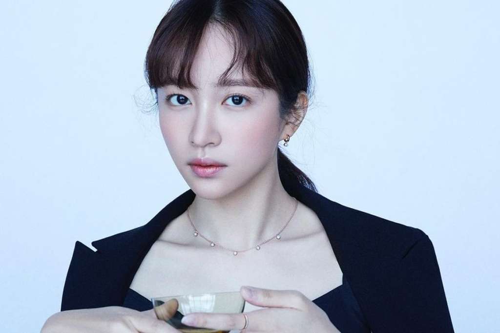 Manusia Sempurna! 10 Idol Kpop ini Punya IQ Tinggi Setara Albert Einstein, Ada Pacar Luna Maya!