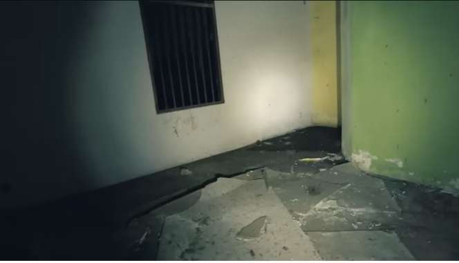 Potret Rumah Mewah Milik Aktor Lawas Mandra, Dulu Dijadikan Lokasi Syuting Film Pocong Mumun, Kini Penampakannya Bikin Merinding!