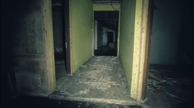 Potret Rumah Mewah Milik Aktor Lawas Mandra, Dulu Dijadikan Lokasi Syuting Film Pocong Mumun, Kini Penampakannya Bikin Merinding!
