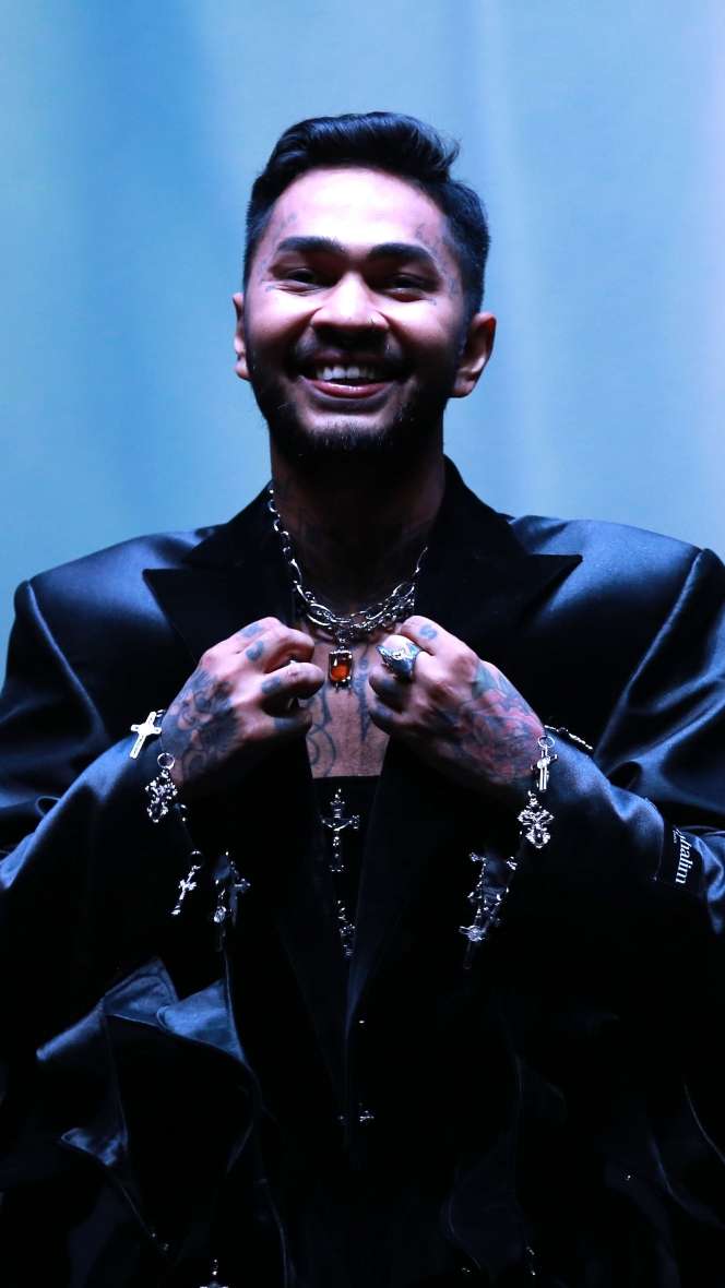 Demi Peran 'Hello Ghost', Onadio Leonardo sampai Dijauhi Para Pemain