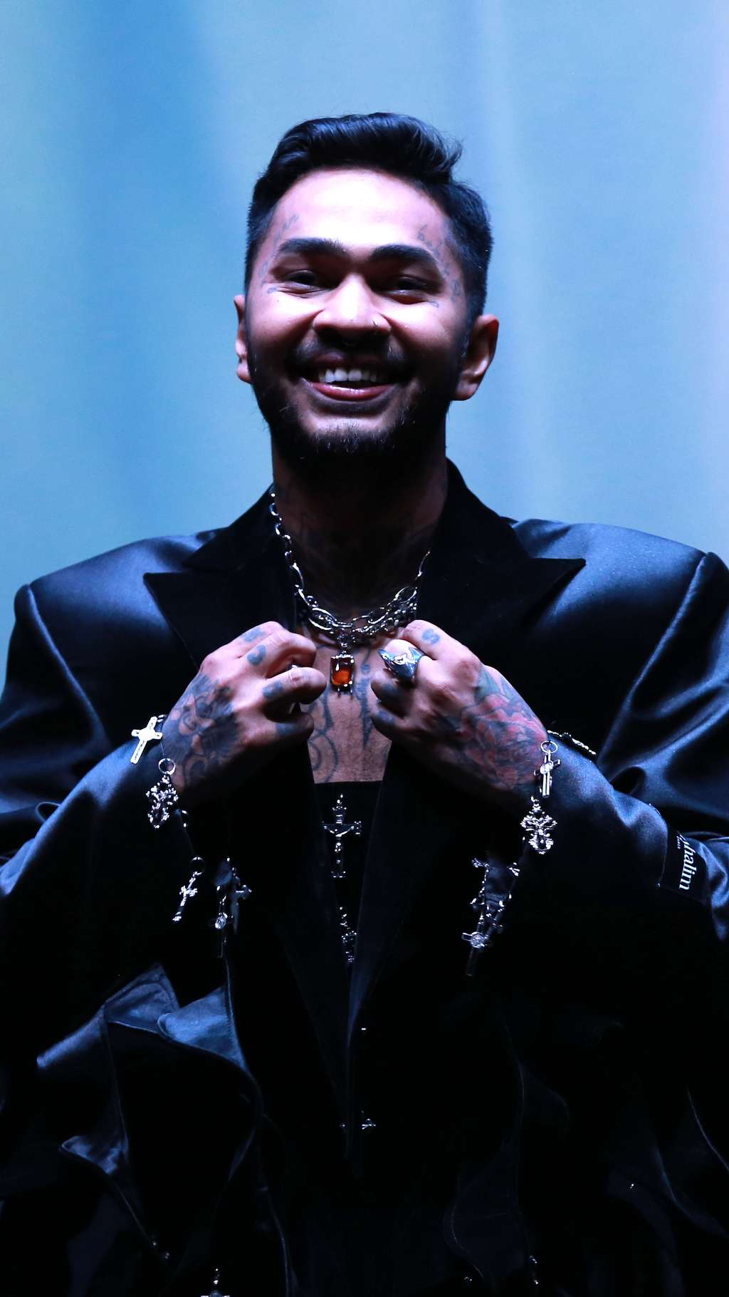 Demi Peran 'Hello Ghost', Onadio Leonardo sampai Dijauhi Para Pemain