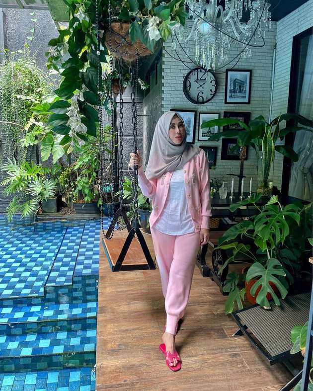 10 Adu Mewah Rumah Rieta Amalia VS Amy Qanita, Punya Anak Sultan Andara, Ternyata Beda Jauh?