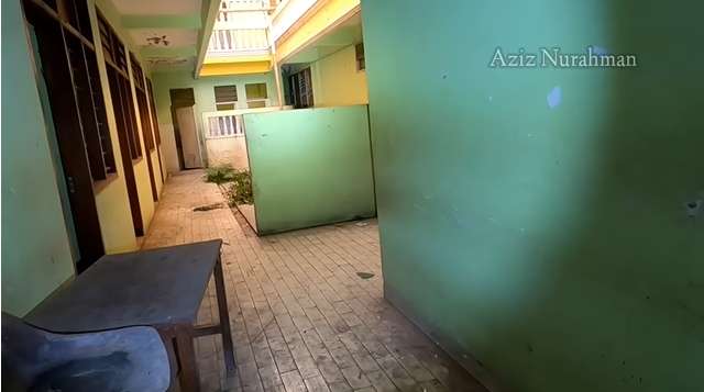10 Potret Penemuan Asrama Terbengkalai, di Dalamnya Ada Brankas Tanam, Isinya Uang Ratusan Juta?