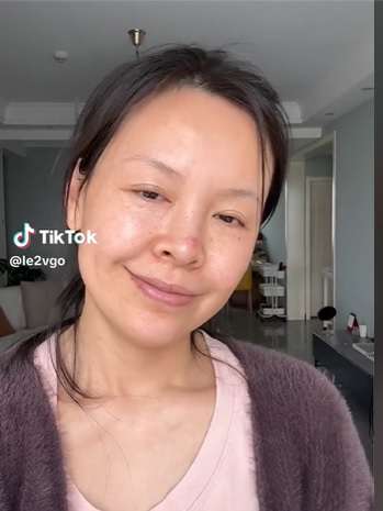 Potret Transformasi Makeup Wanita Ini Bikin Melongo, Netizen: `Bau Duitnya Langsung Keluar`!