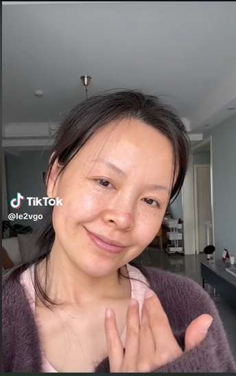 Potret Transformasi Makeup Wanita Ini Bikin Melongo, Netizen: `Bau Duitnya Langsung Keluar`!