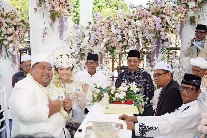Masih Ingat Mat Gondrong, Bocah Gemuk di Sinetron Ronaldowati? Kini Menikah, Istrinya Cantik Bak Bidadari, Lihat Potretnya
