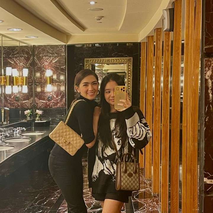 Potret Terbaru Lovely Rumangkang Anak Angel Karamoy yang Tak Tersorot, Makin Cantik Saingi Sang Mama
