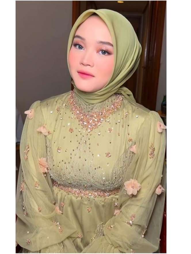 Potret Putri Delina di Lamaran Rizky Febian, Wajah Cantiknya Bikin Salfok