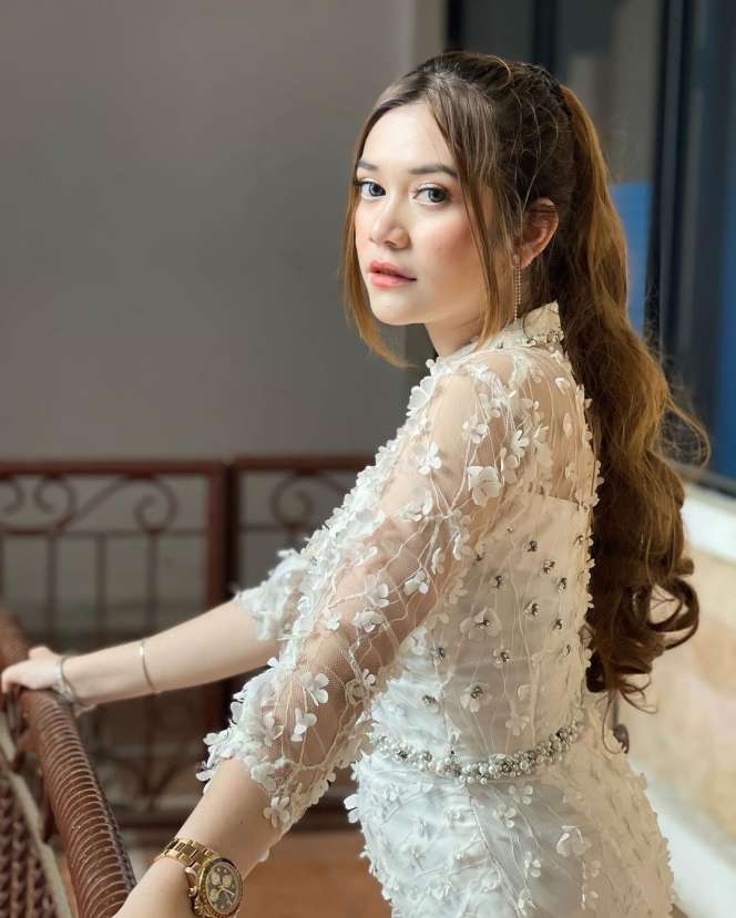 10 Pesona Putri Syahilla, Istri Mat Gondrong Sinetron Ronaldowati, Kecantikannya Disebut Bak Bidadari!