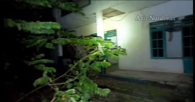 Potret Kos-kosan Angker Terbengkalai, Dulunya Bekas Tanah Kuburan, Ternyata Simpan Kisah Tragis di Kamar Nomor 13!