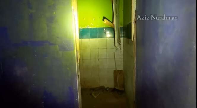 Potret Kos-kosan Angker Terbengkalai, Dulunya Bekas Tanah Kuburan, Ternyata Simpan Kisah Tragis di Kamar Nomor 13!