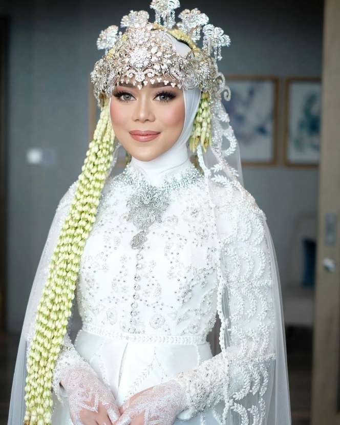 Sederet Artis yang Pilih MUA Bennu Sorumba di Hari Bahagianya, Terbaru Mahalini Raharja yang Tampil Sempurna!