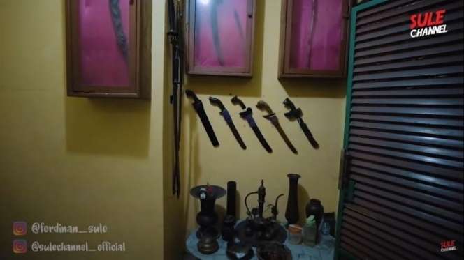 10 Adu Mewah Rumah Malih Tong Tong VS Haji Bolot, Disebut Lebih Sultan dari Raffi Ahmad, Keduanya Bikin Melongo!
