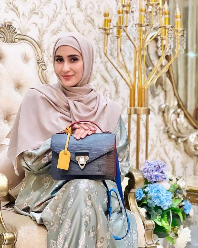 Masih Ingat Tania Nadira Mantan Istri Tommy Kurniawan? Kini Ikuti Jejak Sang Ayah di Dunia Politik, Siap Nyaleg di Pemilu 2024?