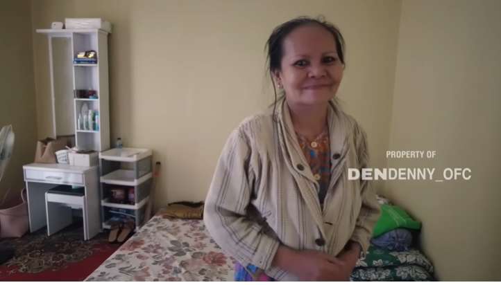 Masih Ingat Ibu Eny? ODGJ yang Tinggal di Rumah Mewah Terbengkalai, Kini Penampilannya Semakin Glowing & Bersahaja, Ini Potretnya