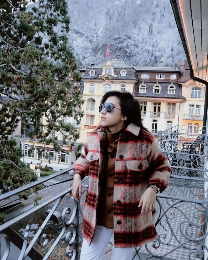Masih Ingat Dera Siagian Jebolan Indonesian Idol? Dulu Potret Tomboynya Jadi Sorotan, Kini Banting Stir Jadi Politisi!